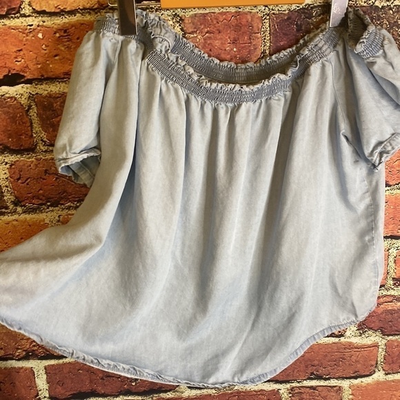 Suko Light Denim Colour Cropped Off The Shoulder Top Size L - Picture 7 of 7
